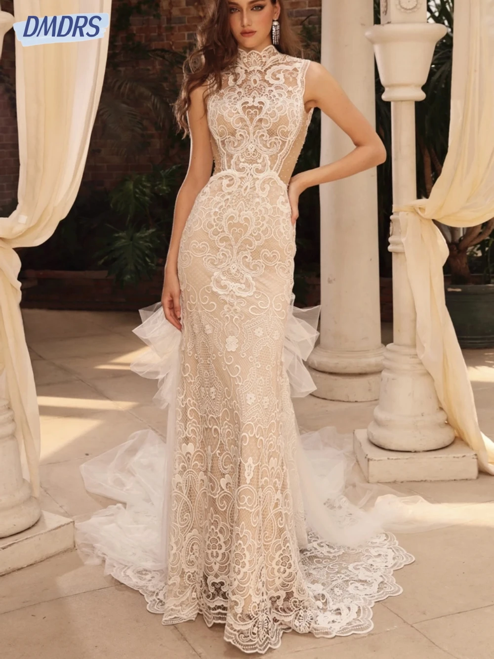 

2026 Chic 2 in 1 Wedding Dresses Appliques Lace Backless Dress For Bride Popular Sleeveless Tulle Bridal Wear Customized