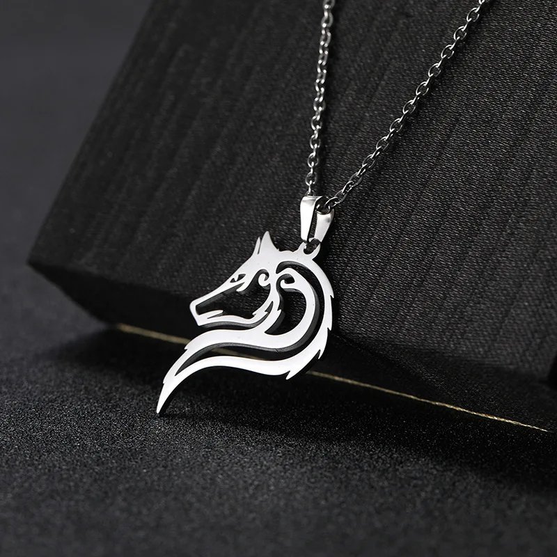 Fashion Wolf Head Necklace Exquisite Hollow Stainless Steel Hypoallergenic Jewelry Middle Ages Movie Periphery Pendant Necklace