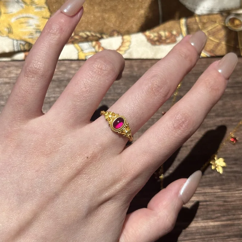 Vintage pearl red garnet rings for women antique gold crafts palace style light luxury oval ring charming jewelry