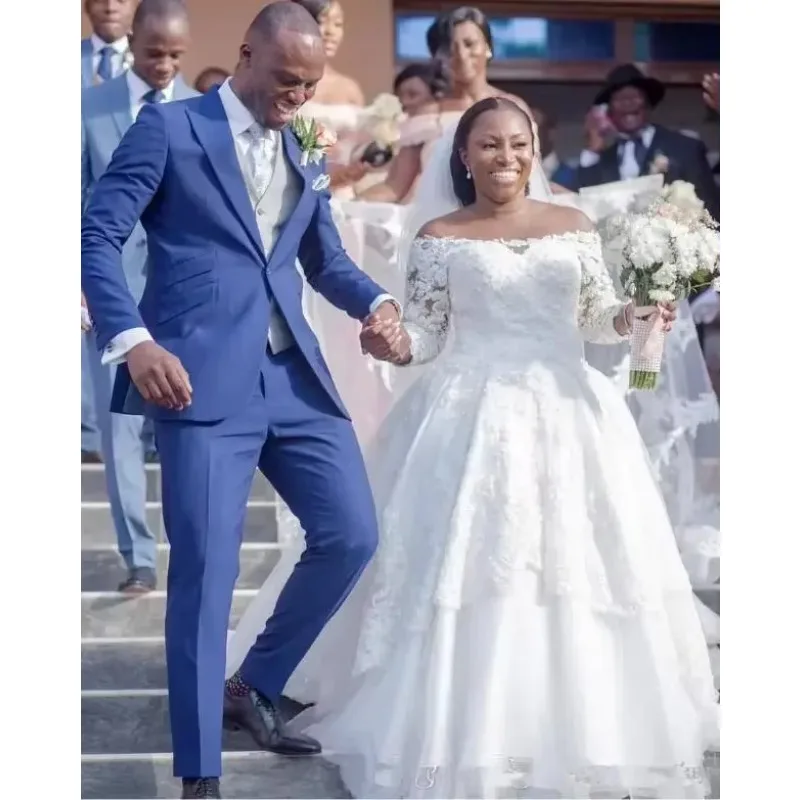 Customized Lace African Black Girls Plus Size A-line Beatu Neck Long Sleeves Wedding Dress Bridal Gowns