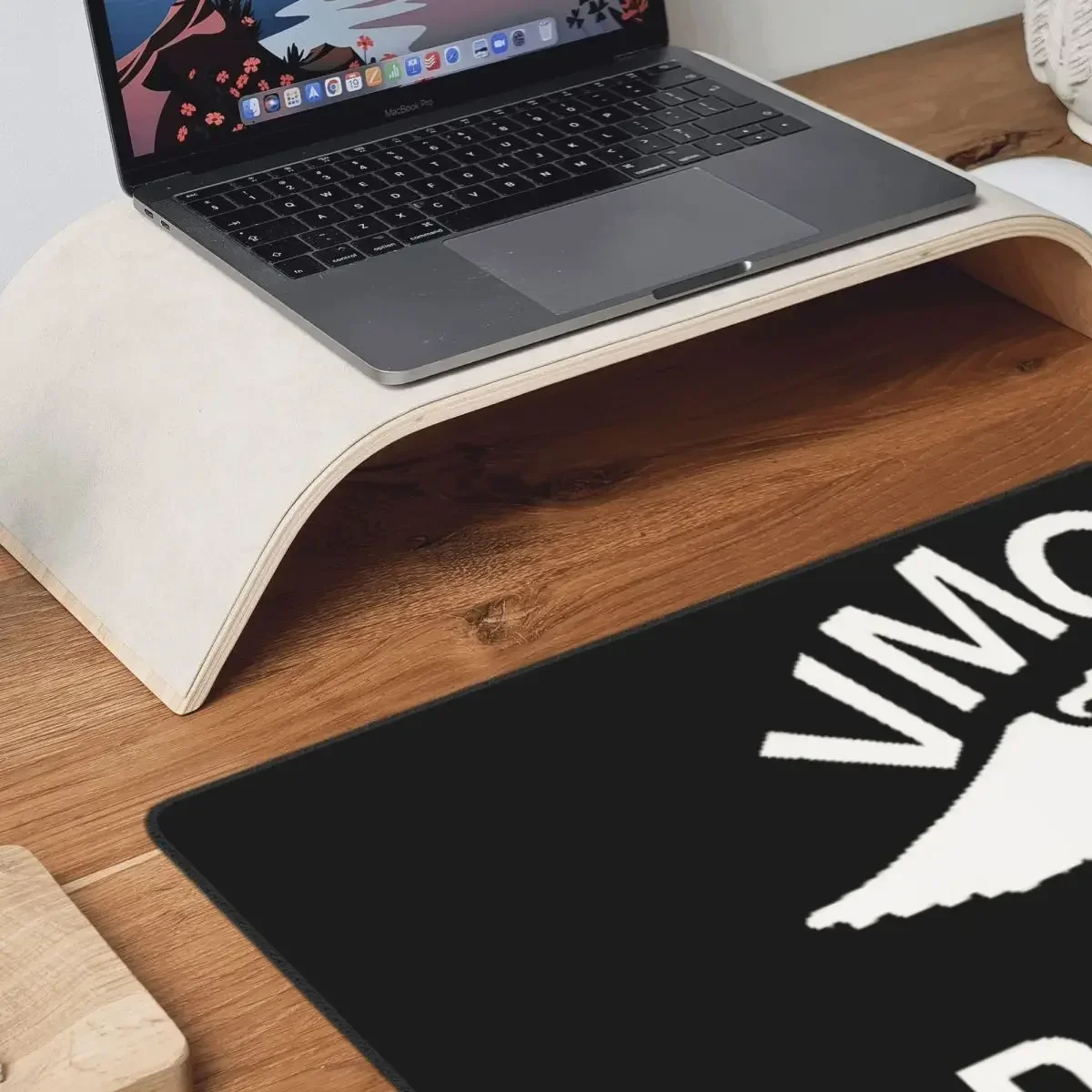 تصميم Magnum PI VM02 Da Nang احصل على المظهر مع Magnum PI Vietnam War لوحة ماوس كبيرة للوحة مفاتيح الكمبيوتر وحصيرة الماوس لألعاب الكمبيوتر