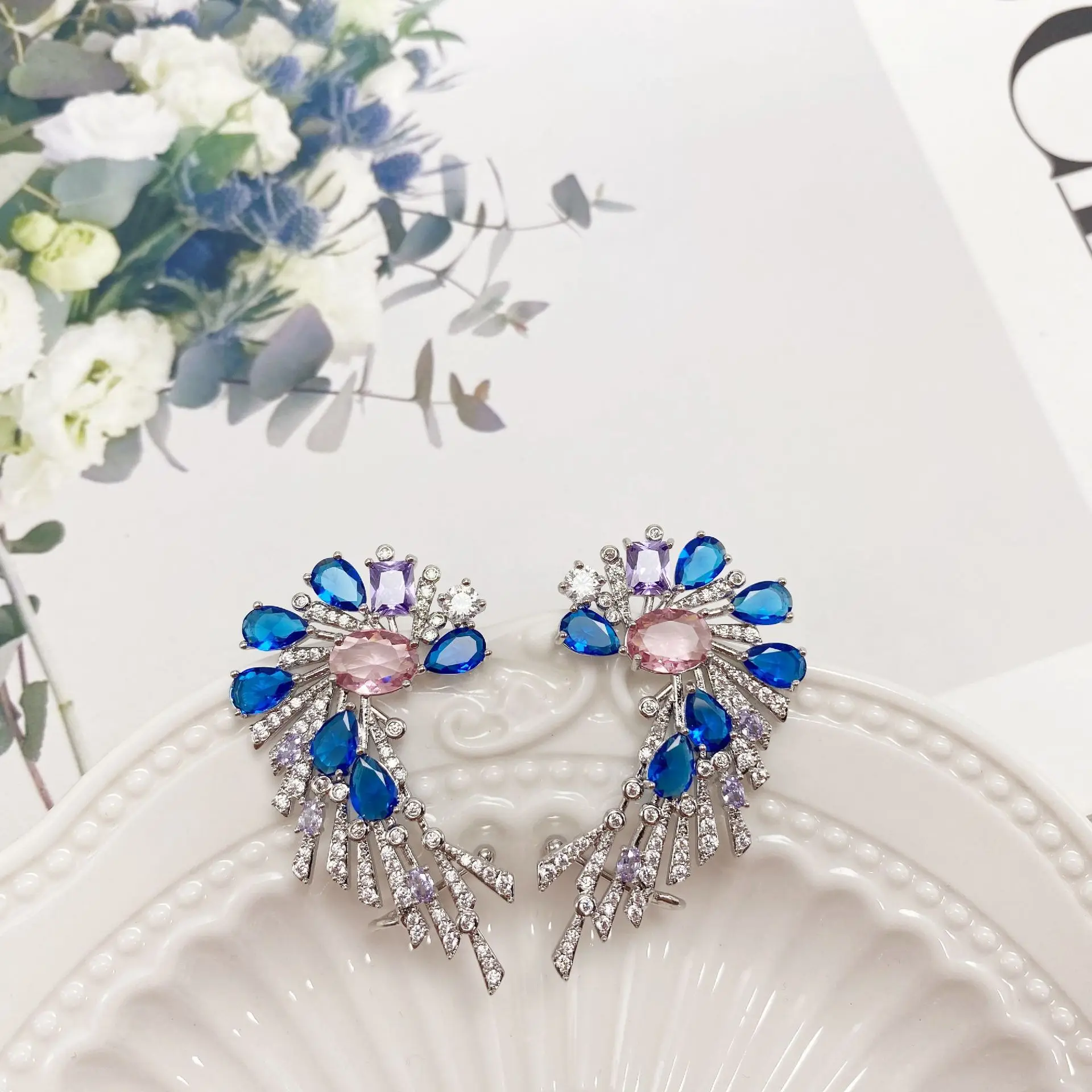 Bilincolor Fashionable and Romantic Heart Shaped Colorful Zircon Flower Light Luxury Earrings For Women