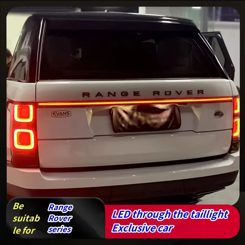 The through-taillights are a new upgrade to the For Range Rover's 13-22 stylish rear start lights Land Rover CARS