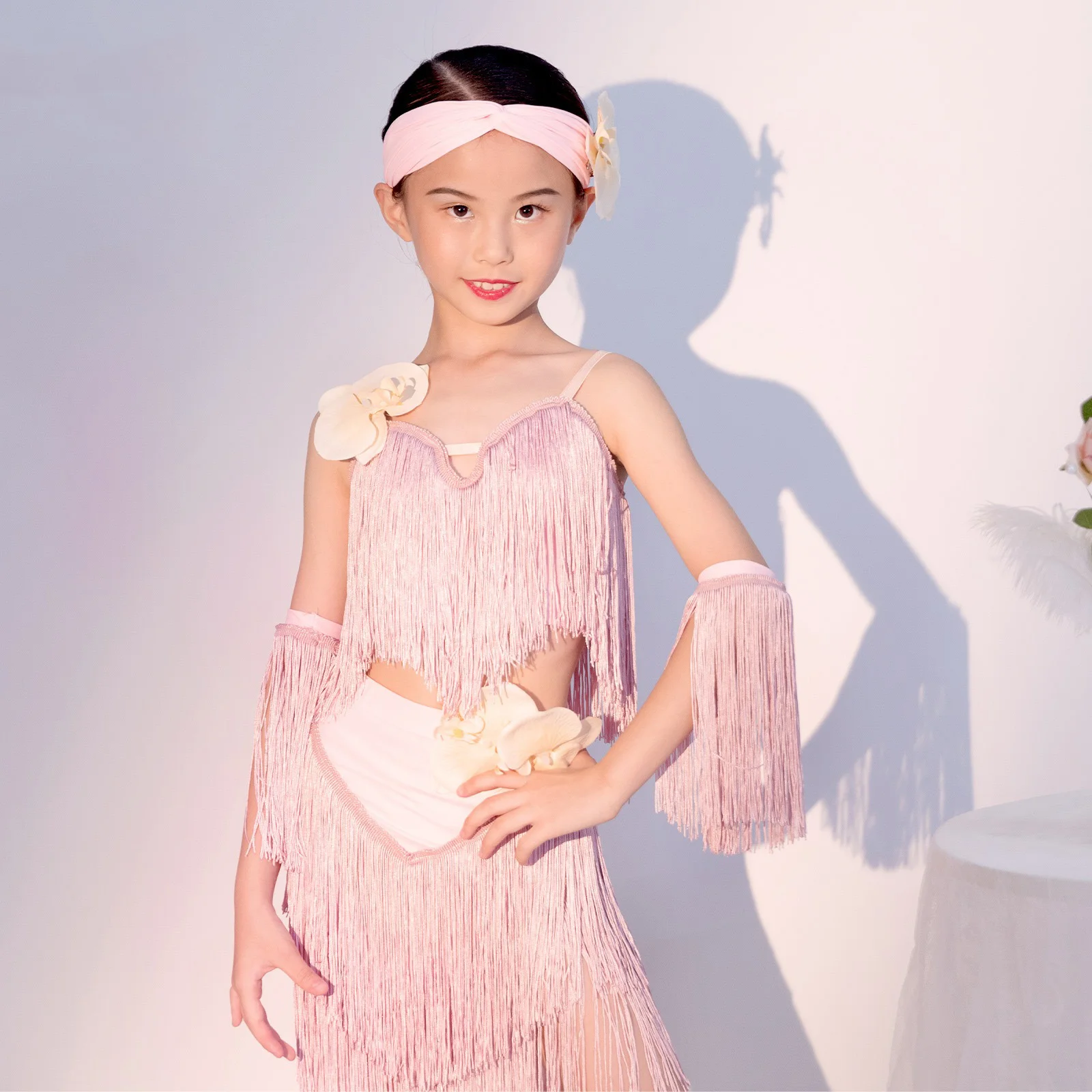 

New Pink Tassels Latin Dance Clothes Girls Competition Clothing Fringed Tops Skirt Cha Cha Samba Rumba Dance Costume DNV23725