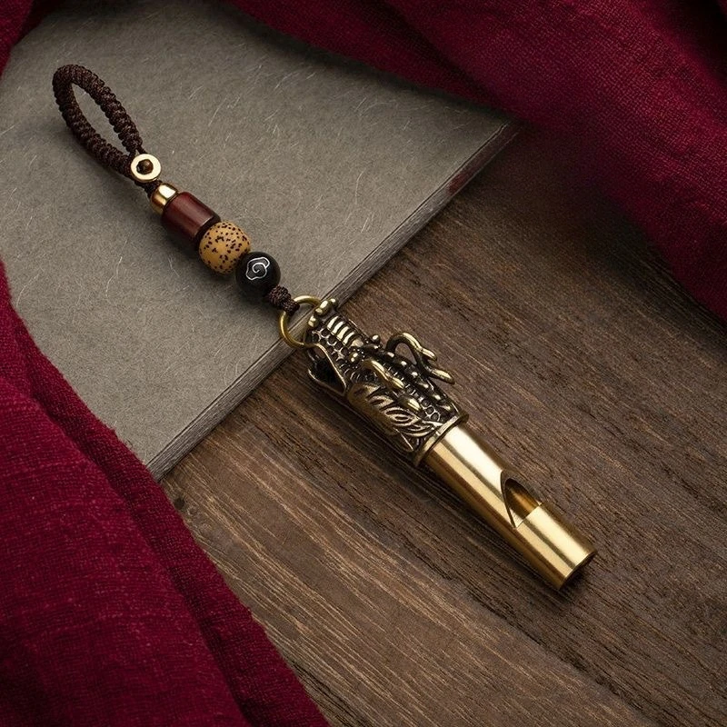 

Little Fairy / Retro Brass Outdoor Faucet Whistle Keychain Crafts Creative Military Fans Outdoor Metal Whistle Pendant