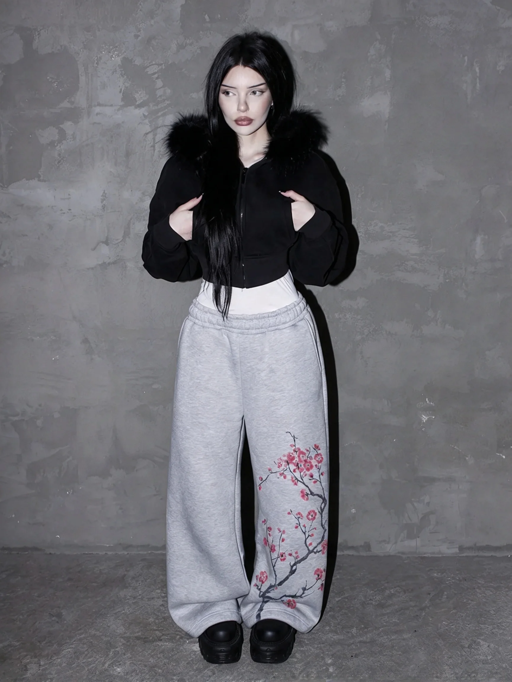 Women Black Dragon Cherry Blossom Print Wide Leg Sweatpants, Elastic Waist Loose Straight Leg Streetwear Casual Lounge Trousers