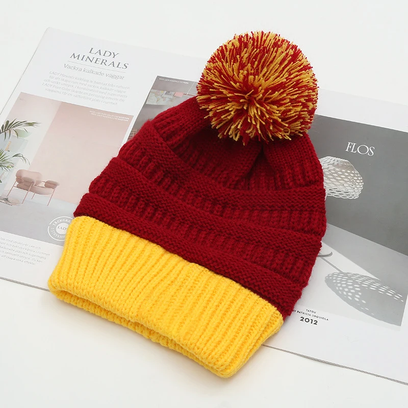 Autumn Winter Hat Matching Knitted Beanies Skully Trendy Warm with Pompom Fur Pom Pom For Women Double Color Fashion Beanie