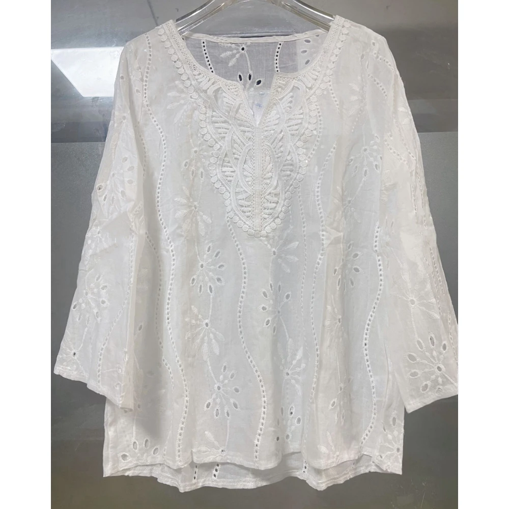 Summer Clothes Women Hollow Out Floral Embroidery Blouse Femme Three Quarter V Neck Blouse Loose White Top