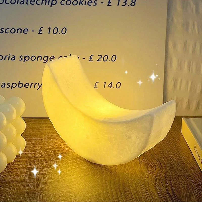 Creative LED Cartoon Night Light 3AA Battery Moon Star Ornament for Bedroom Bedsides Decorative Atmosphere Night Light as Gift