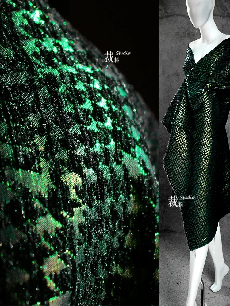 

Шерстяная ткань подходит для осенне-зимних курток, разработанных модных дизайнеров, оптовая продажа ткани на метр, сделай сам