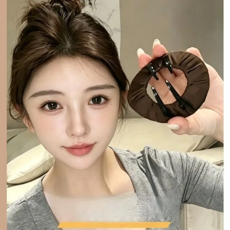 Zero Pressure Flat Hair Clip for Women Comfortable Bun Clip for Sleeping, Yoga Daily Wear Non-Slip, Durable & Painless Hair Claw