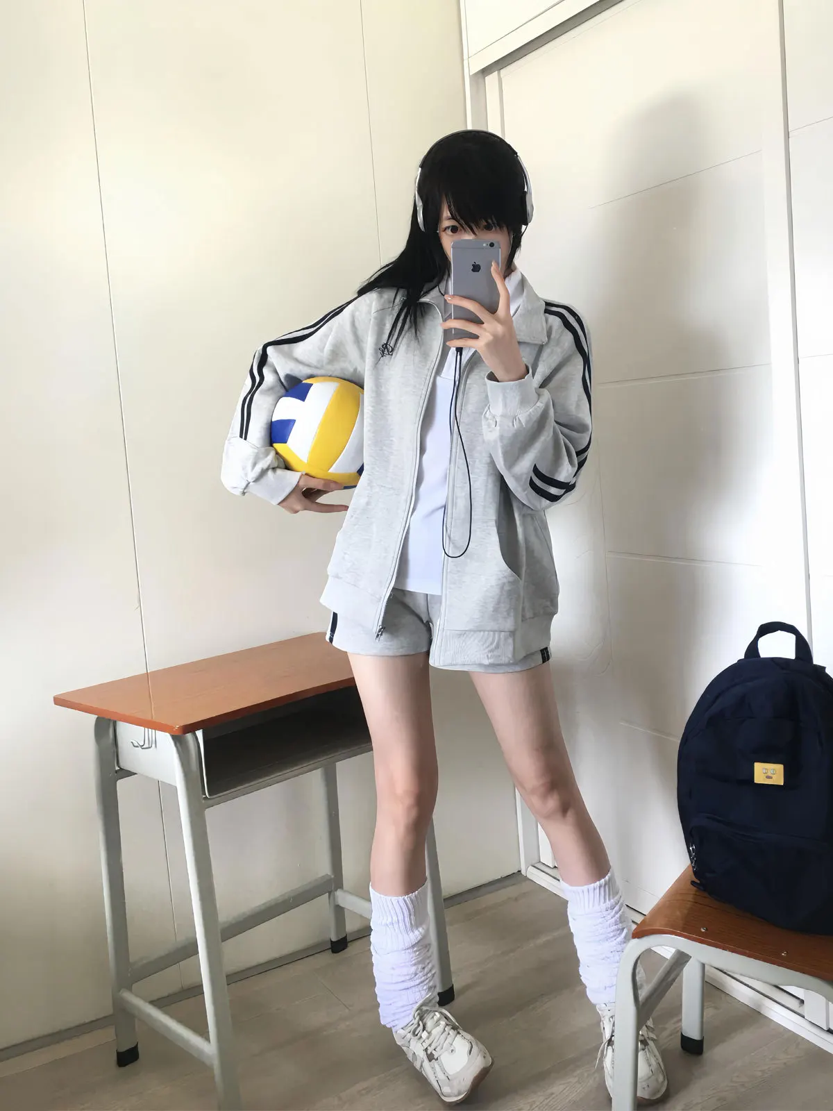 

Zipper School Uniform Set Autumn Casual Sporty Two-Piece Suit Short Pants College Style Long Sleeve Stand Collar Jacket