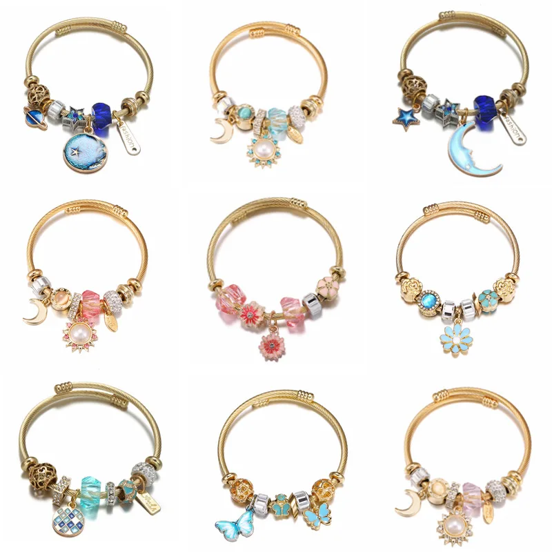 

Golden Women’s Bracelets Open Adjustable Bangles for Women Accessories Flower Stars Female Bracelet Fashion Luxury Jewelry