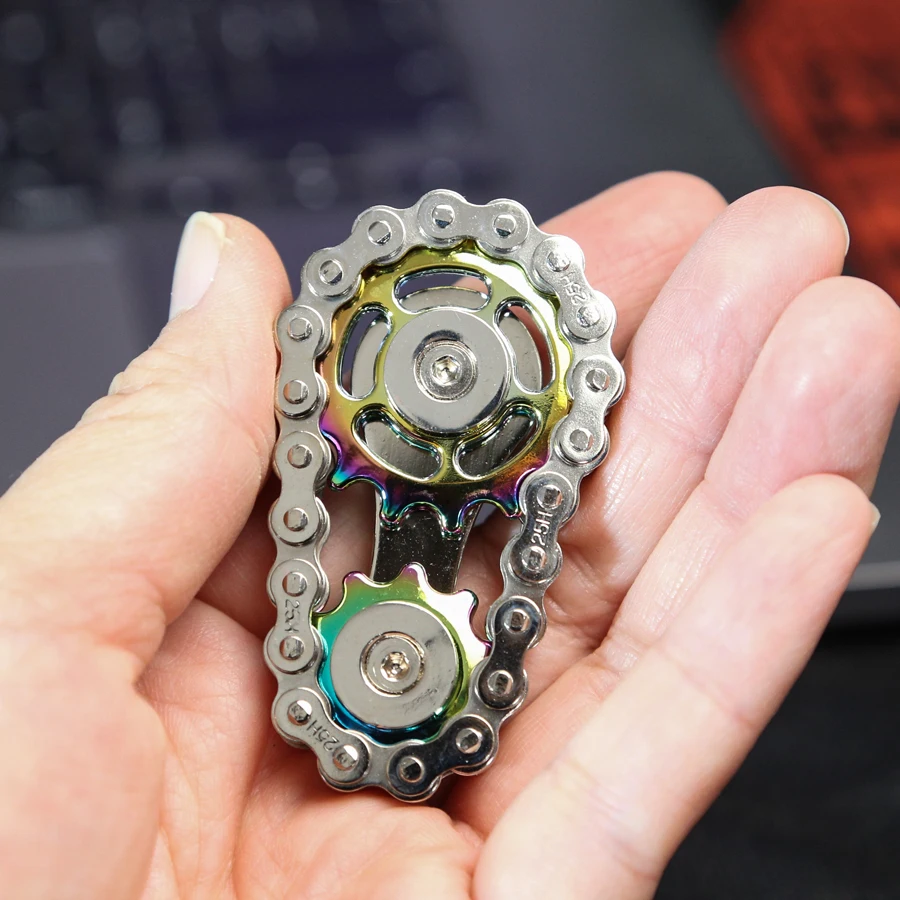 سلسلة دراجة معدنية لتخفيف التوتر فيدجيت سبينر - لعبة إصبع مضادة للقلق للبالغين، هدايا فريدة من نوعها للرجال