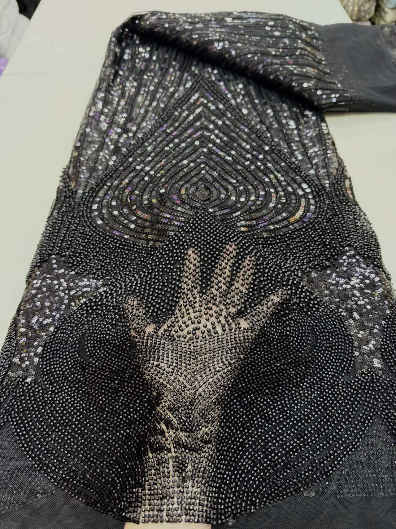 

Luxury African Groom Sequins Lace Fabric High Quality Beaded Embroidery French Tulle for Nigerian Wedding Dresses