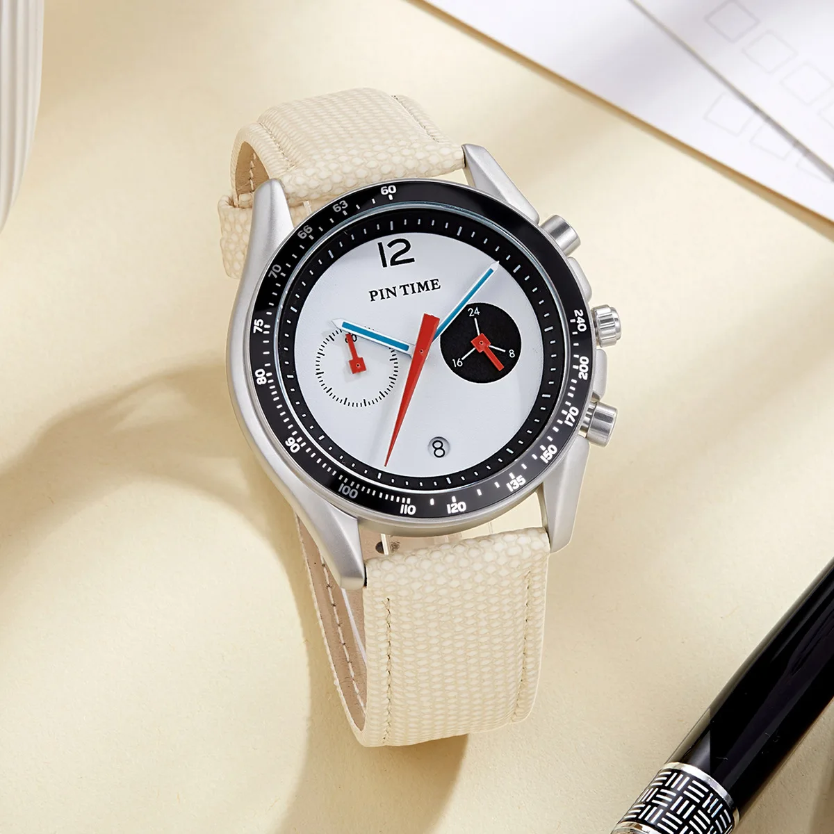 2025 ساعة بسيطة جديدة للرجال هدية فاخرة خفيفة ماركة ساعة كوارتز عالية الجودة