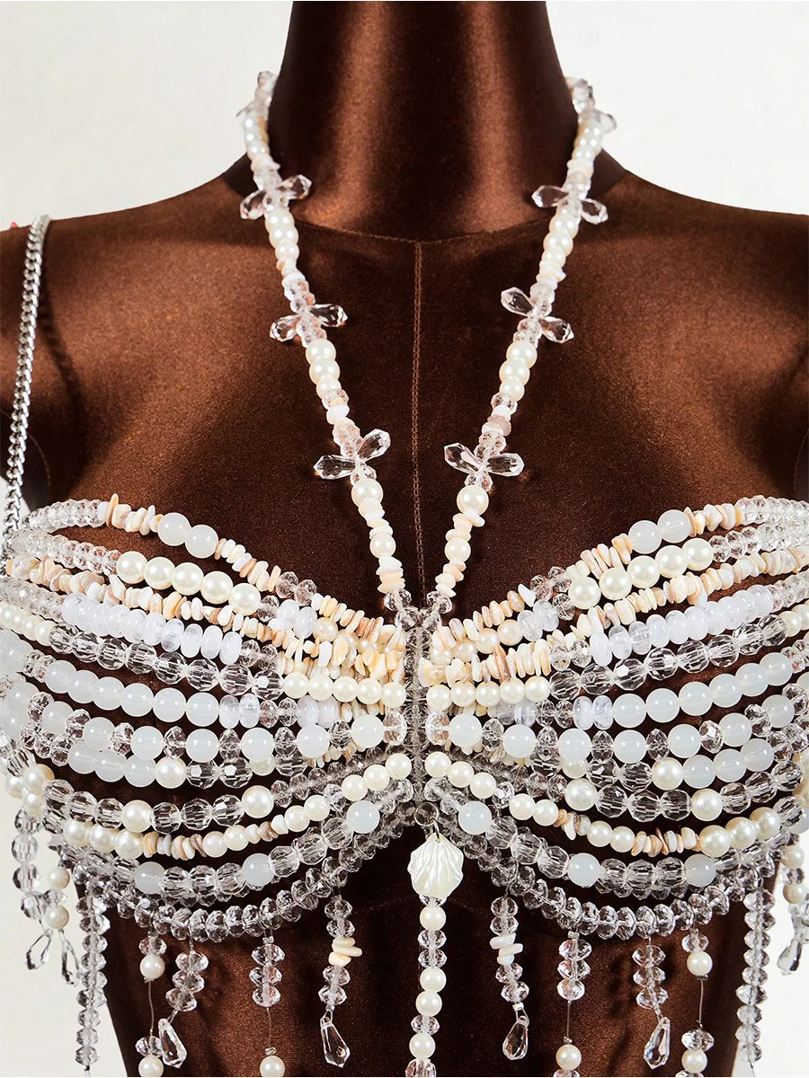 Hot Selling Sexy Hot Girl Body Chain Fashionable Backless Hanging Neck Gemstone Patchwork Vest Nightclub Party Metal Chain Top