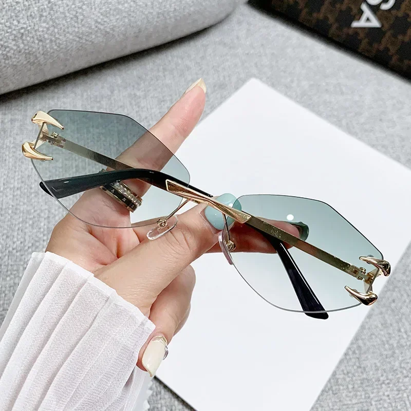 

Rimless Hip Hop Jello Color Sunglasses Male Female Cool Claw Light Metal Frame Sun Glasses Men Women Luxury Design Lentes De Sol