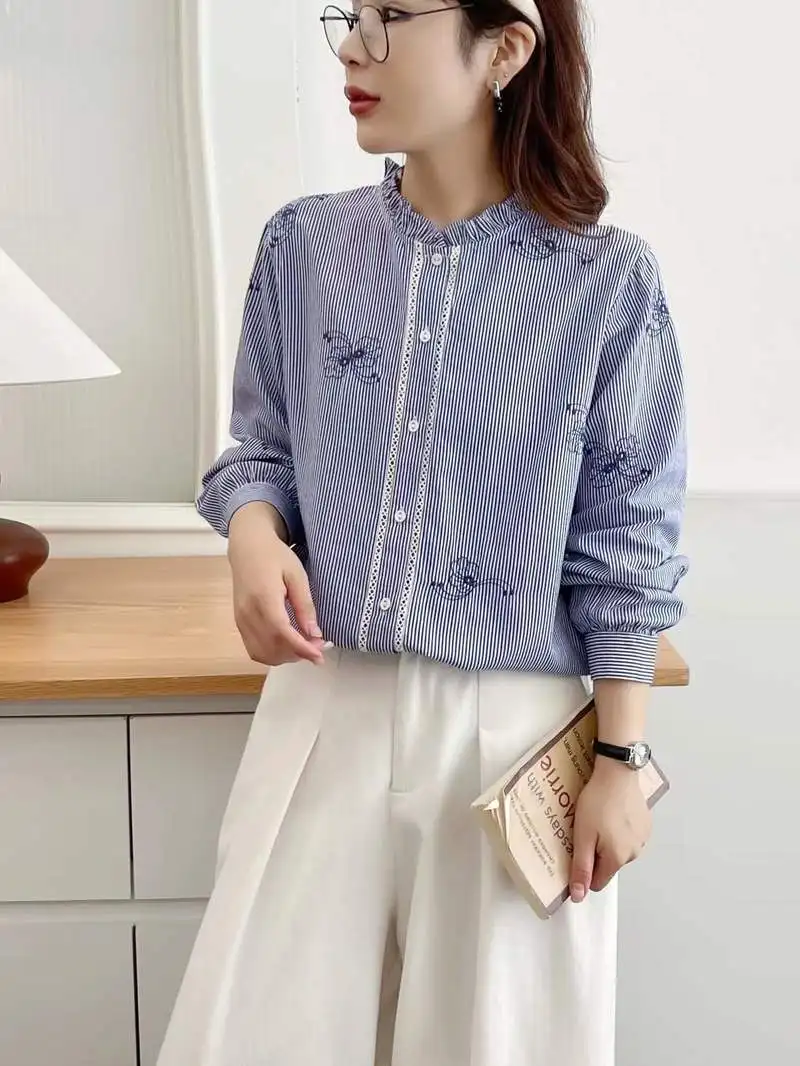 جديد 2025 الخريف قميص قطني بكم طويل ، المرأة الوقوف مخطط التطريز ، موري فتاة OL الفرنسية الرجعية شيك بلوزة فضفاضة T59282CC