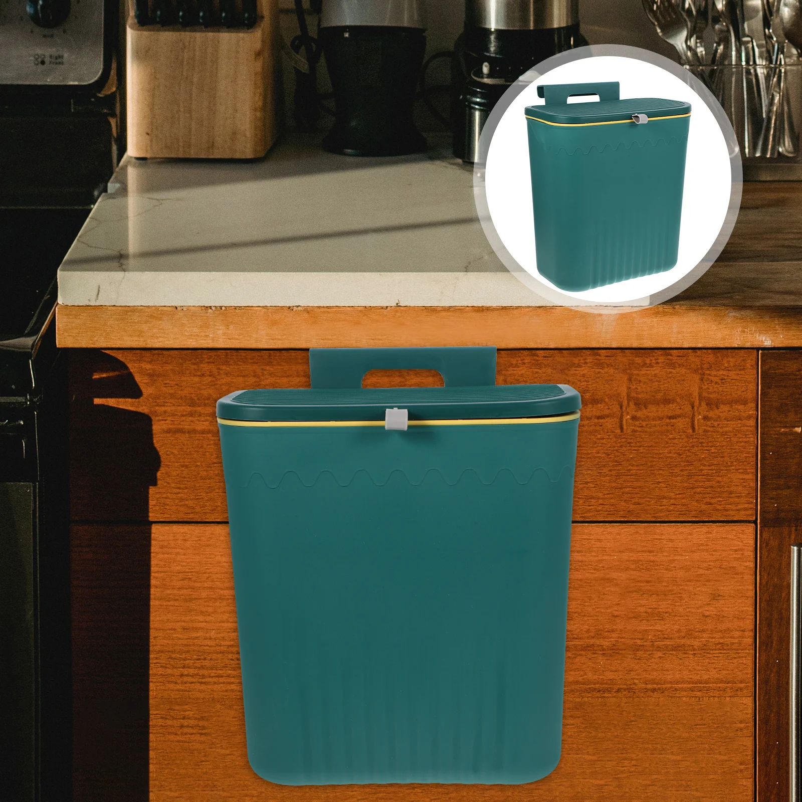 

Large Capacity Hanging Wall Trash Can Compost Bin Flip Lid Kitchen Garbage Container Hook Adhesive Compact Design