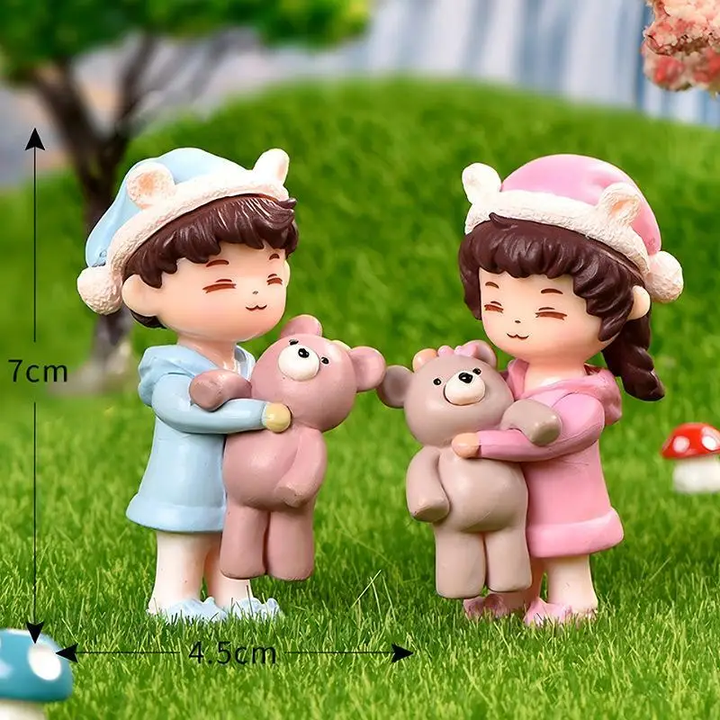 2Pcs/Set Mini Couple Statue Ornaments Miniature Doll Figurines Boy Girl Models Home Wedding Craft Decorations Fairy Garden Deco