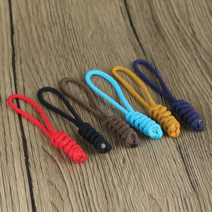 Einzigartiger Schlangenknoten-einfacher Schlüsselanhänger für Männer und Frauen, Rucksack, Schlüssel, Telefon, Seil, Ornamente, handgefertigt, Milan-Kordel, Outdoor-Paar-Schlüsselanhänger