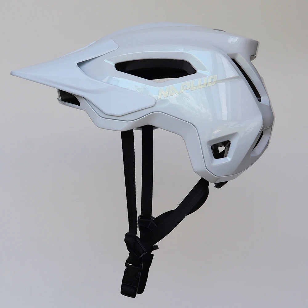 

NAPLUD Ultralight Racing Mountain Bike Helmet Integrated Molding Men and Women Cycling Helmets Outdoor Sports Safety Hats
