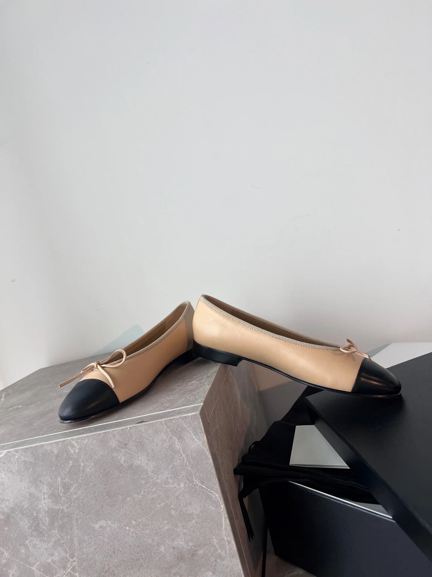 Zapatos de Senderismo de Lujo - Women Shoes With Heels reseña y precio