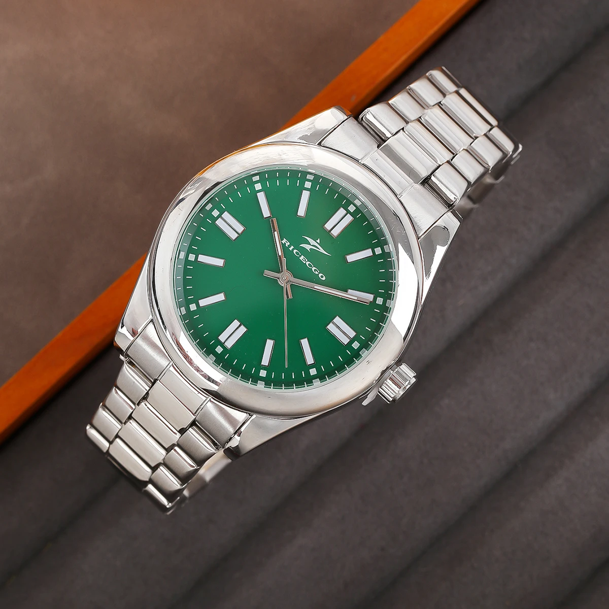 RICECGO1pc classic business style quartz watch with simple large dial for daily commuting, exquisite gift watch with box
