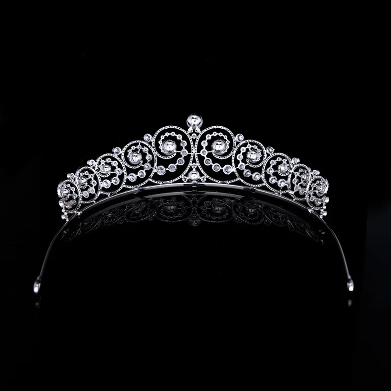 Fashion Luxury Sweet Tiara Jewelry White Pearl Middle Eastern Women's Crown Suitable for Wedding Brides Travel Birthday Gift H80