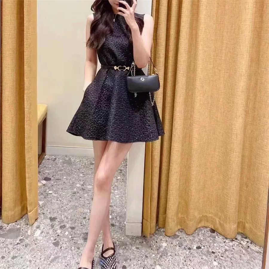 

Water Diamond Dark Pattern Short Skirt Jacquard Waist sleeveless Dress Women's French 24 Early Autumn New Style party dresses