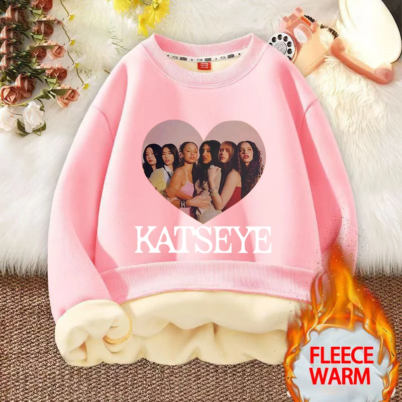 موضة K POP K-KATSEYE الطفل البلوز فتاة Kawaii سميكة البلوز هوديس الشتاء صوف الضأن ملابس منزلية غير رسمية هدية أنيمي