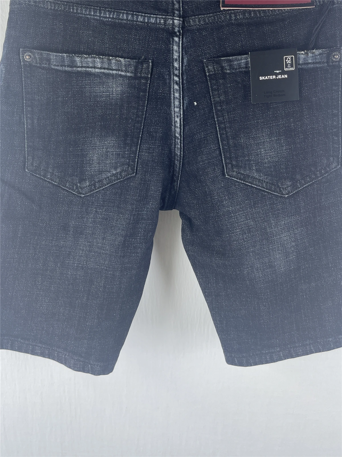 

D603 Spring and Summer New Men's Jeans Trendy Men's Washed Ripped Patch Paint Slim-fit Micro-elastic Denim Shorts Men's