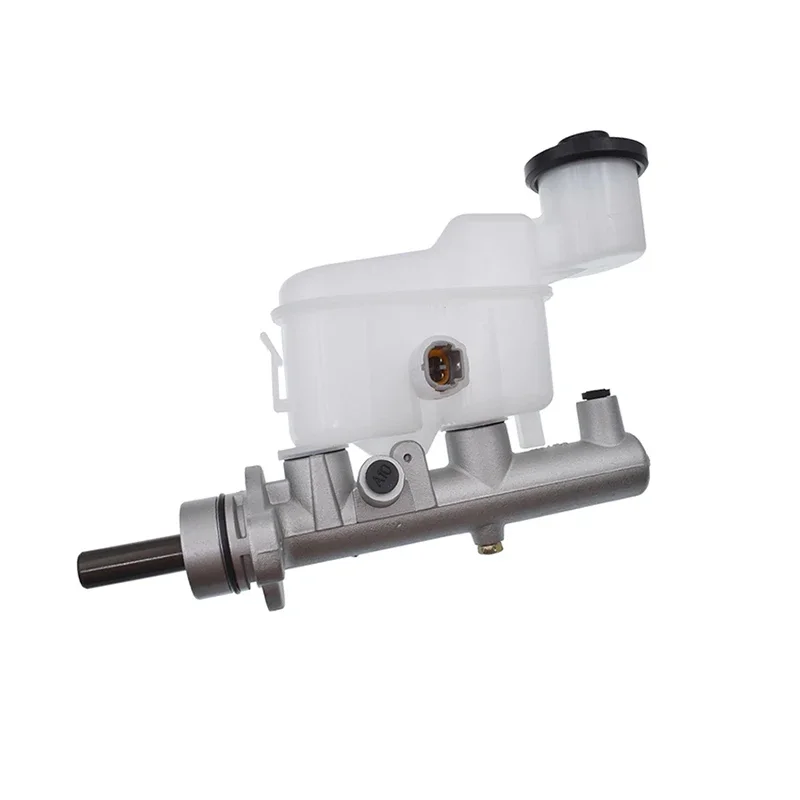 Brake Master Cylinder Assy for Toyota Hilux VII Vigo KUN15 KUN25 KUN26 1KD 2KD 2.5D 3.0D 2005-2015 47201-0K040 472010K040