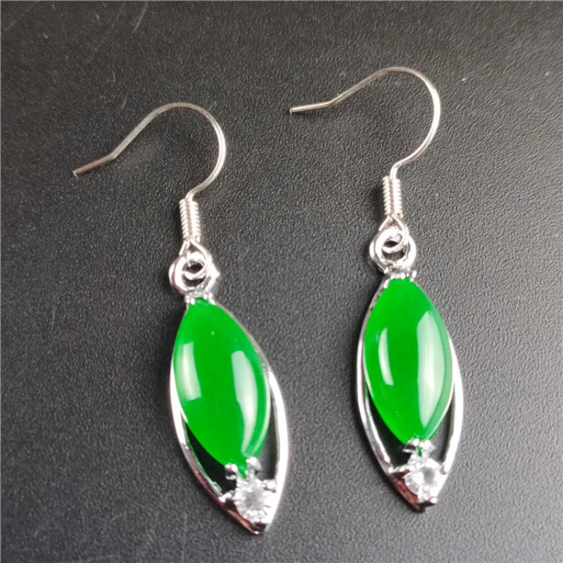 The New King Green Ma Laiyu Inlaid Jade Earrings Popular Joker Jewelry for Women.