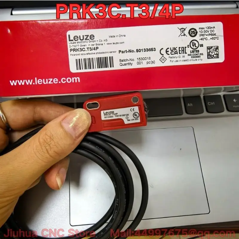 

New PRK3C.T3/4P PRK3C.T3/4P-M8 PRK3C.T3/4P-200-M12 photoelectric sensor