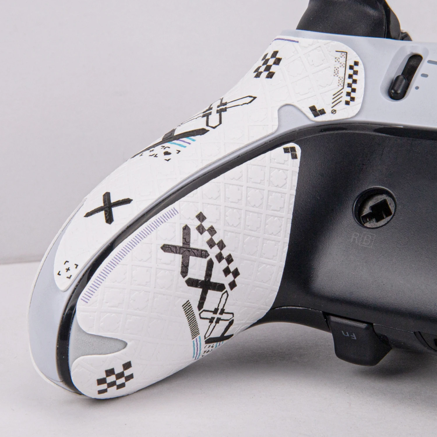 Finalord Controller Anti Slip Grip Tapes Compatibel Met Playstation 5 Dualsense Rand Handgreep, Knoppen, Trigger(Cross Print-White)