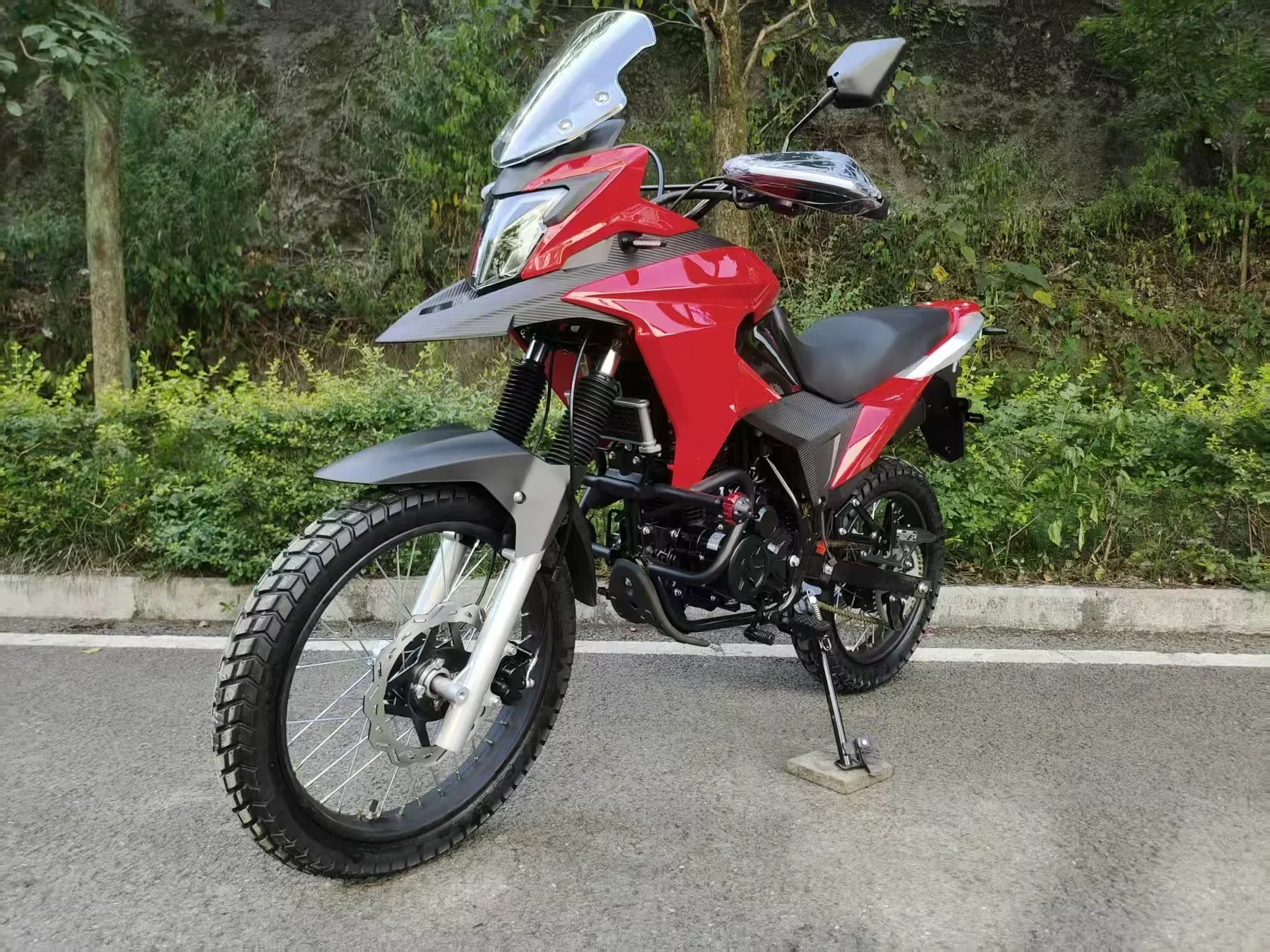 

For300CC High-Speed 120Km Enduro Racing Motorcycle Four Stroke Water Cooling Off-Road