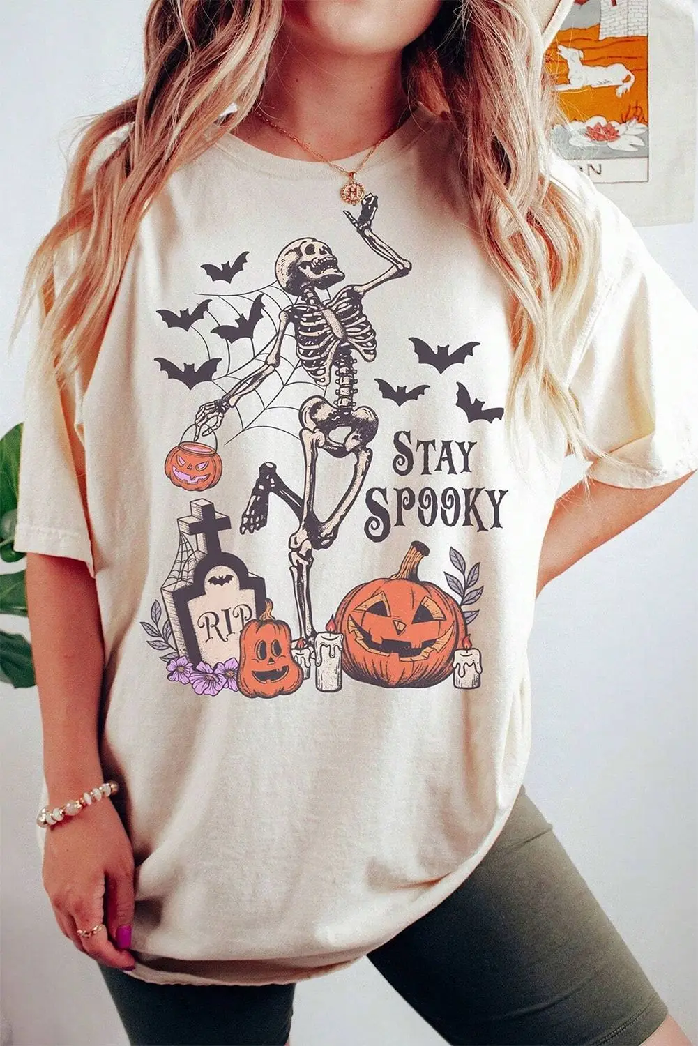 

Stay Spooky Dancing Skeleton Graohic Tee Pumpkin Ghost Retro Gothic Style Oversize Women Men T-Shirt Halloween Gifts Trendy