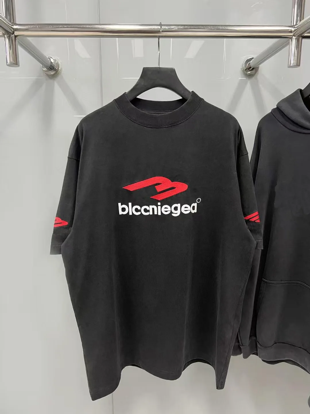 

BLCCNIEGEA High-Quality Fashion Paris B Shirt with Letter Embroidery Loose Fit Unisex Cotton Casual Short Sleeve Top