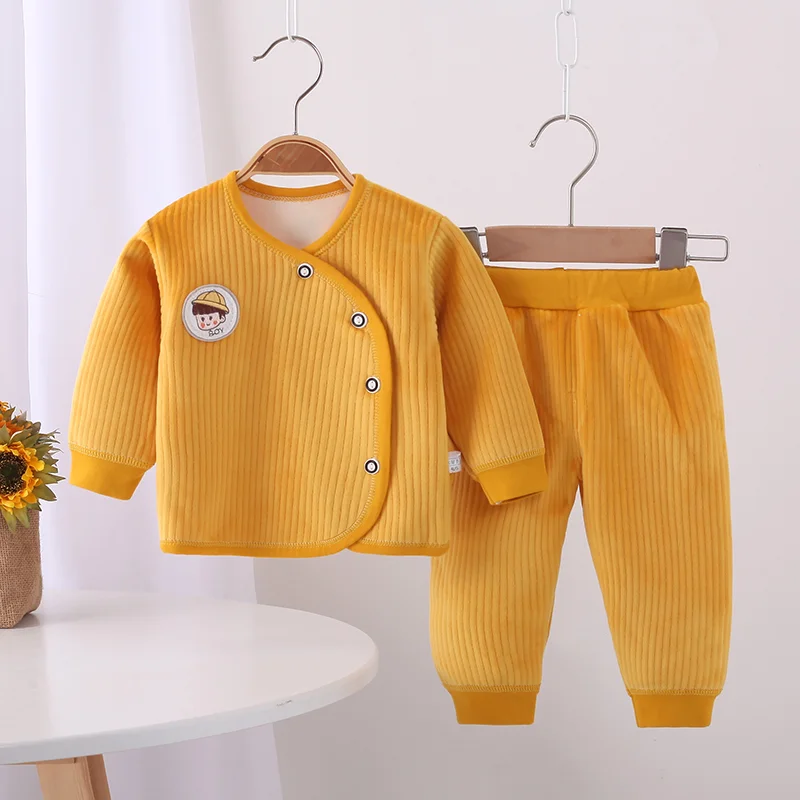 

Комплект детского термобелья на осень и зиму для мальчиков и девочек плюс бархатная одежда, утолщенный комплект из двух предметов с разрезом, тип пижамы