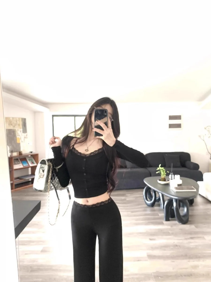 قميص نسائي بأكمام طويلة مزين بالدانتيل، ملابس خارجية مثيرة، قميص داخلي ضيق قصير للخريف والشتاء