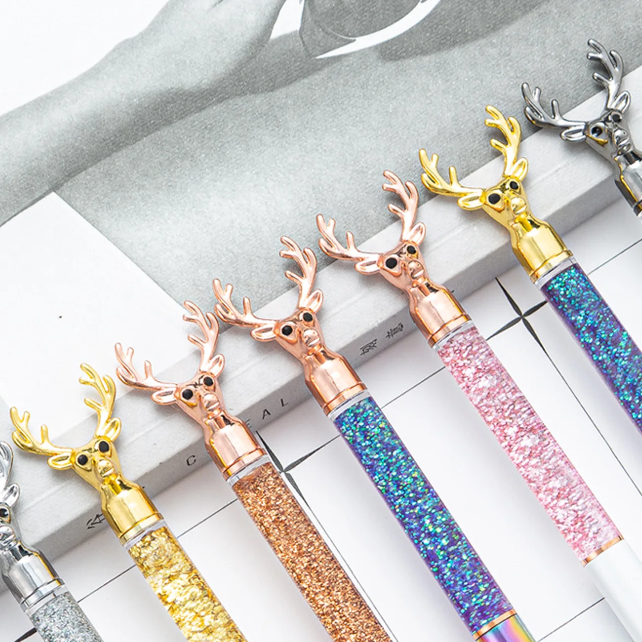 16PCS Deer Head Flowing Sand Pen in Stock Nordic Style Reindeer Shape Crystal Pen Creative Metal Gift Pen