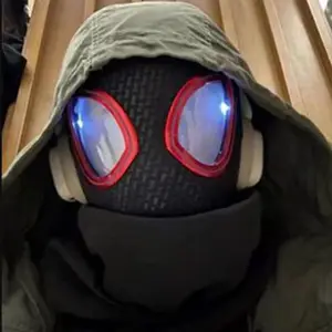 Marvel Rimel Miles Spiderman Chaperia Cosplay Eyes In Motion Electronic Mask Spiderman 1: 1 Remote Control Toys for Adults Gift 11 Main Sales Mask Spider - №11