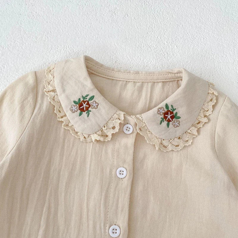 New autumn baby clothing, 0-7 year old female baby, embroidered doll collar long sleeved shirt