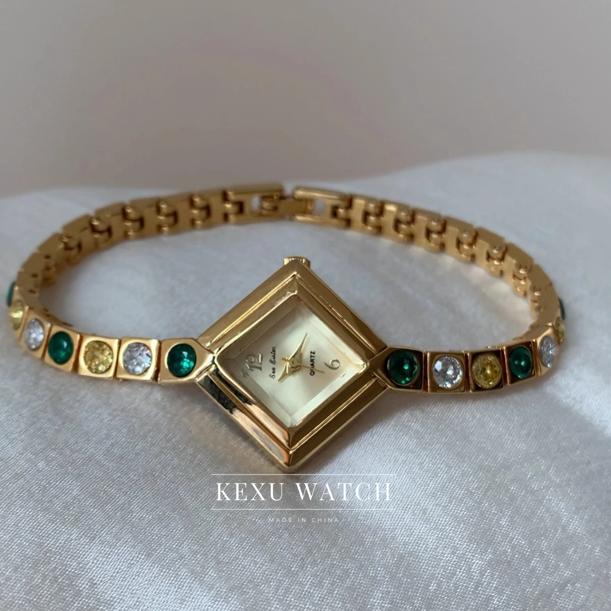 BS Watch Vintage-inspired Golden Rhombus Face Watch for Women, Elegant Green/Yellow/White Cubic Zirconia Ladies Watch