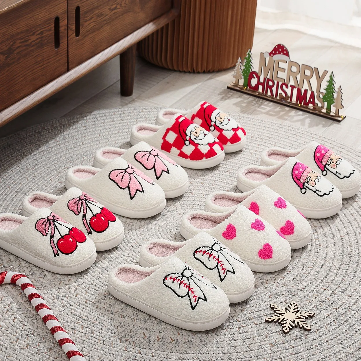 Heiß begehrte Weihnachts-Baumwollpantoffeln mit weihnachtlichem Design, gemütliche Hausschuhe für Paare und Familien mit warmem Fleece. – Detail 5