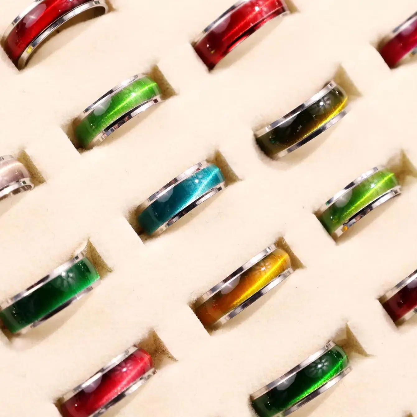5pcs/10pcs Random Cat's Eye Metal Colored Ring  Fashionable Y2K Women's and Men's Sparkly Jewelry  Gift