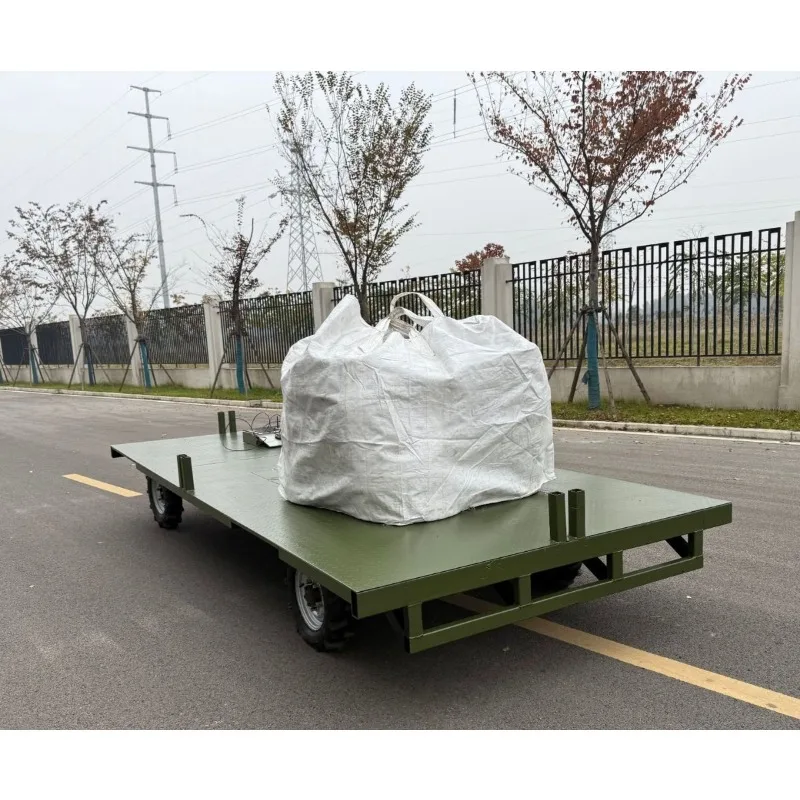 Customized electric four-wheel remote control chassis, military consignment remote control electric four-wheel chassis