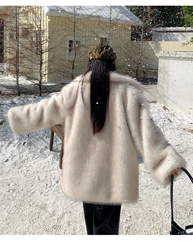 Women Faux Fur Coat Winter Lapel Casual Loose Imitation Fox Fur Outerwears Fashion Streetwear Warm Flurry Gradient Fur Jackets